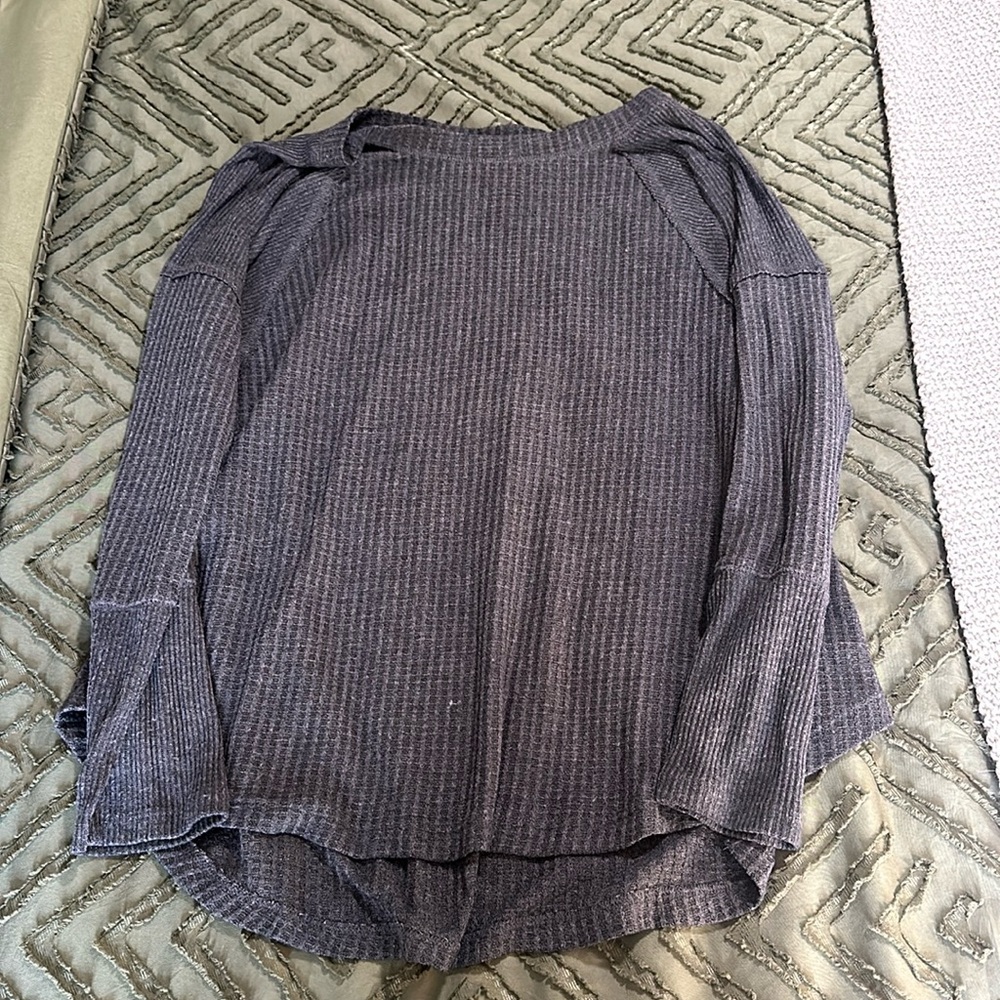 24/7 gray sweater
